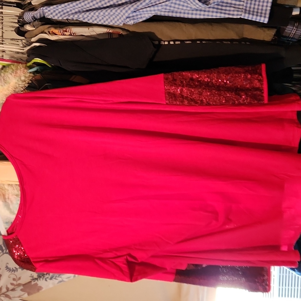3x red sequin